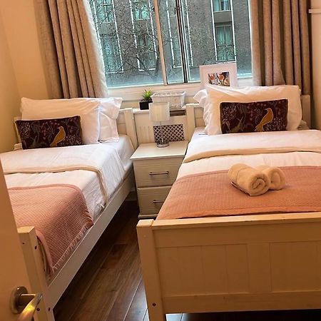 Lovely 3 Bedroom Apartment London Eksteriør bilde