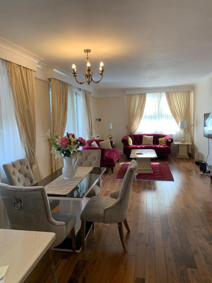 Lovely 3 Bedroom Apartment London Eksteriør bilde