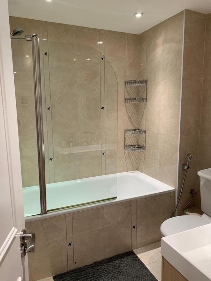 Lovely 3 Bedroom Apartment London Eksteriør bilde