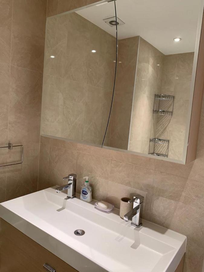 Lovely 3 Bedroom Apartment London Eksteriør bilde